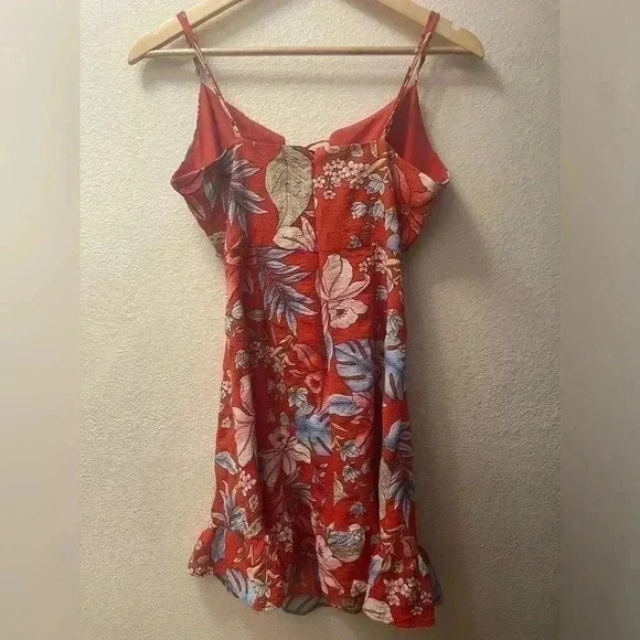 ⚡️Forever 21 Red Floral Mini Dress - Picture 3 of 5
